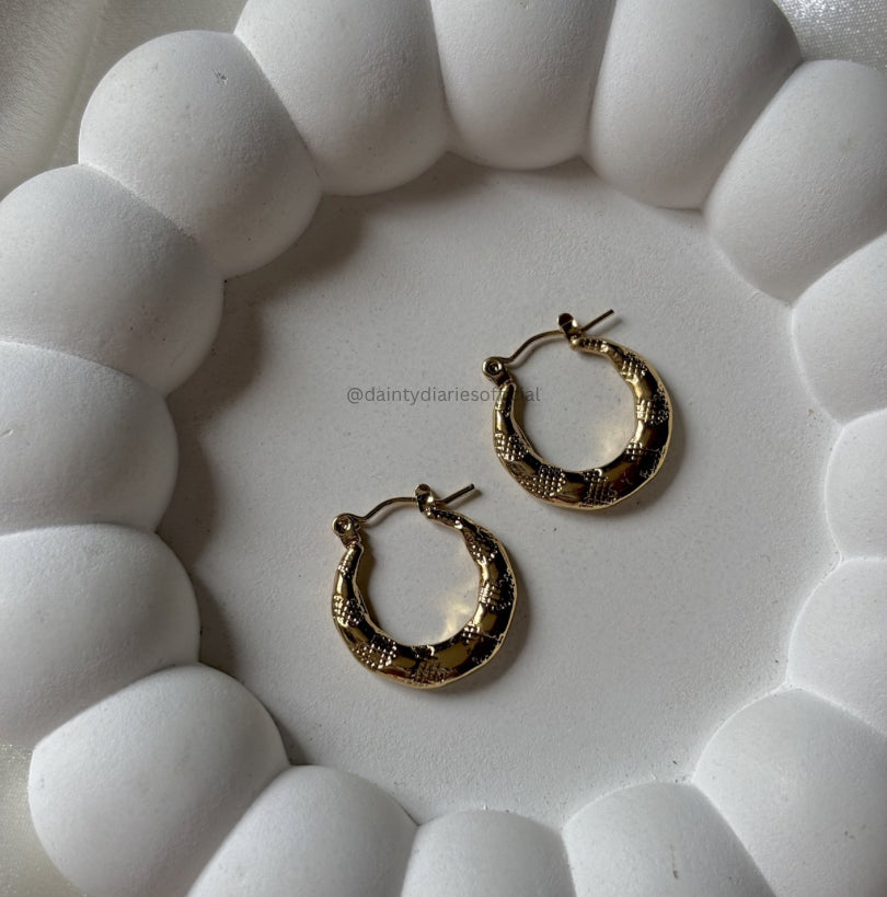 Stella Hoops
