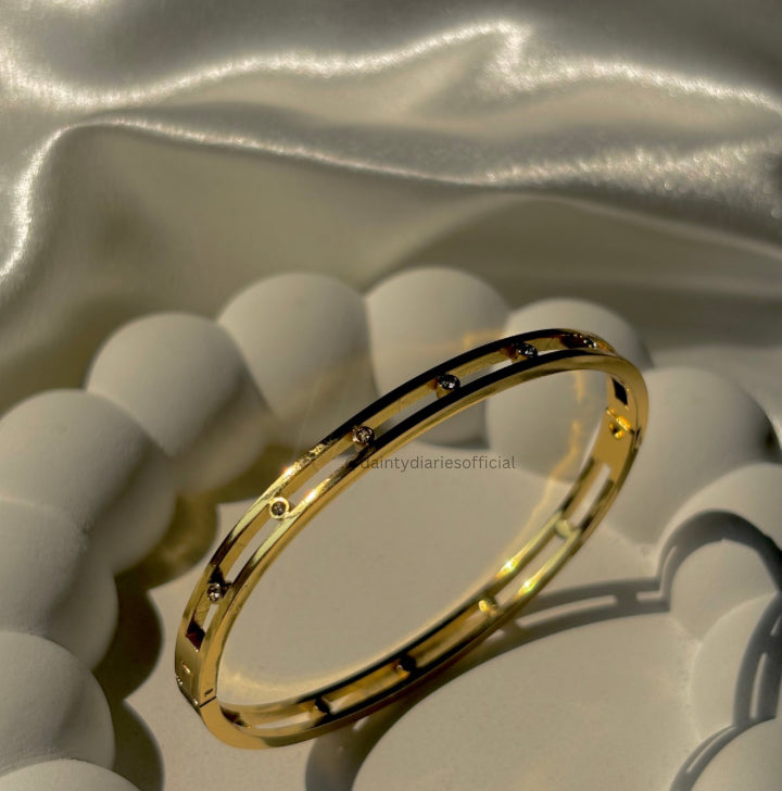 Sophia Bangle Bracelet