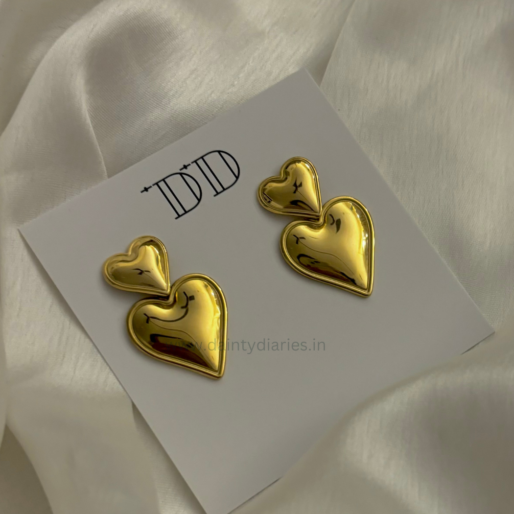 Amore studs