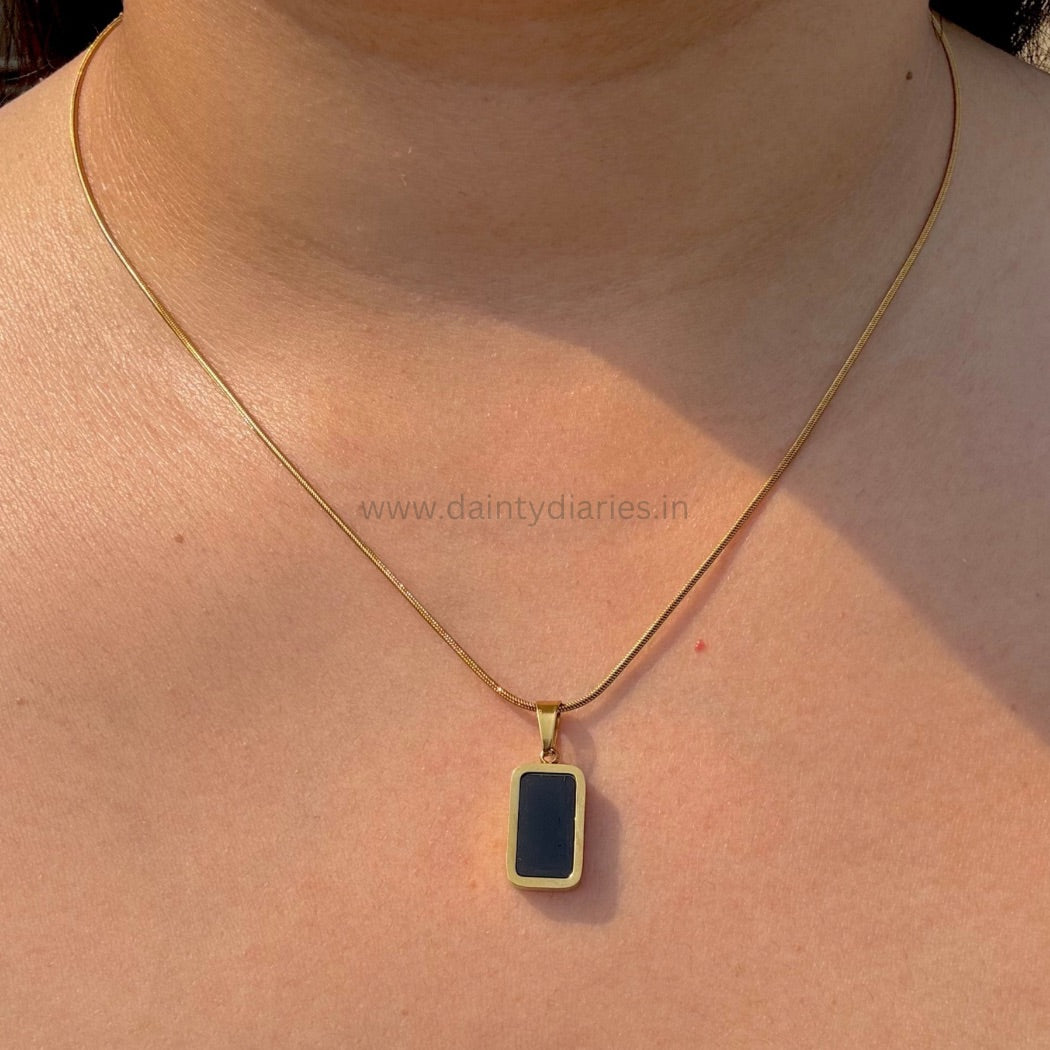Clair Double Sided Chain