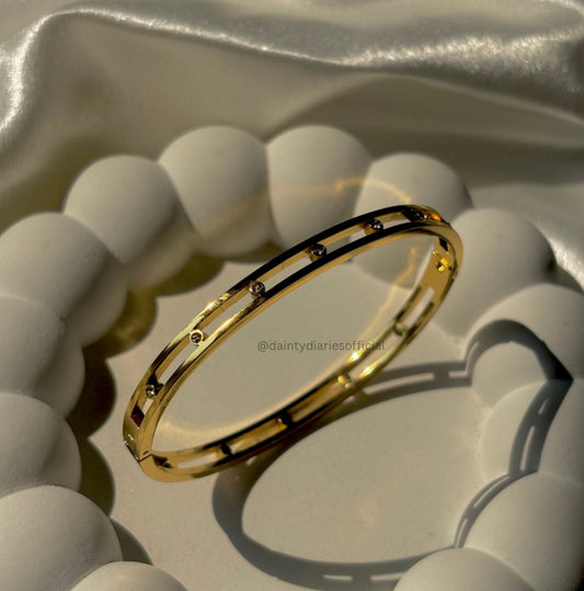 Sophia Bangle Bracelet