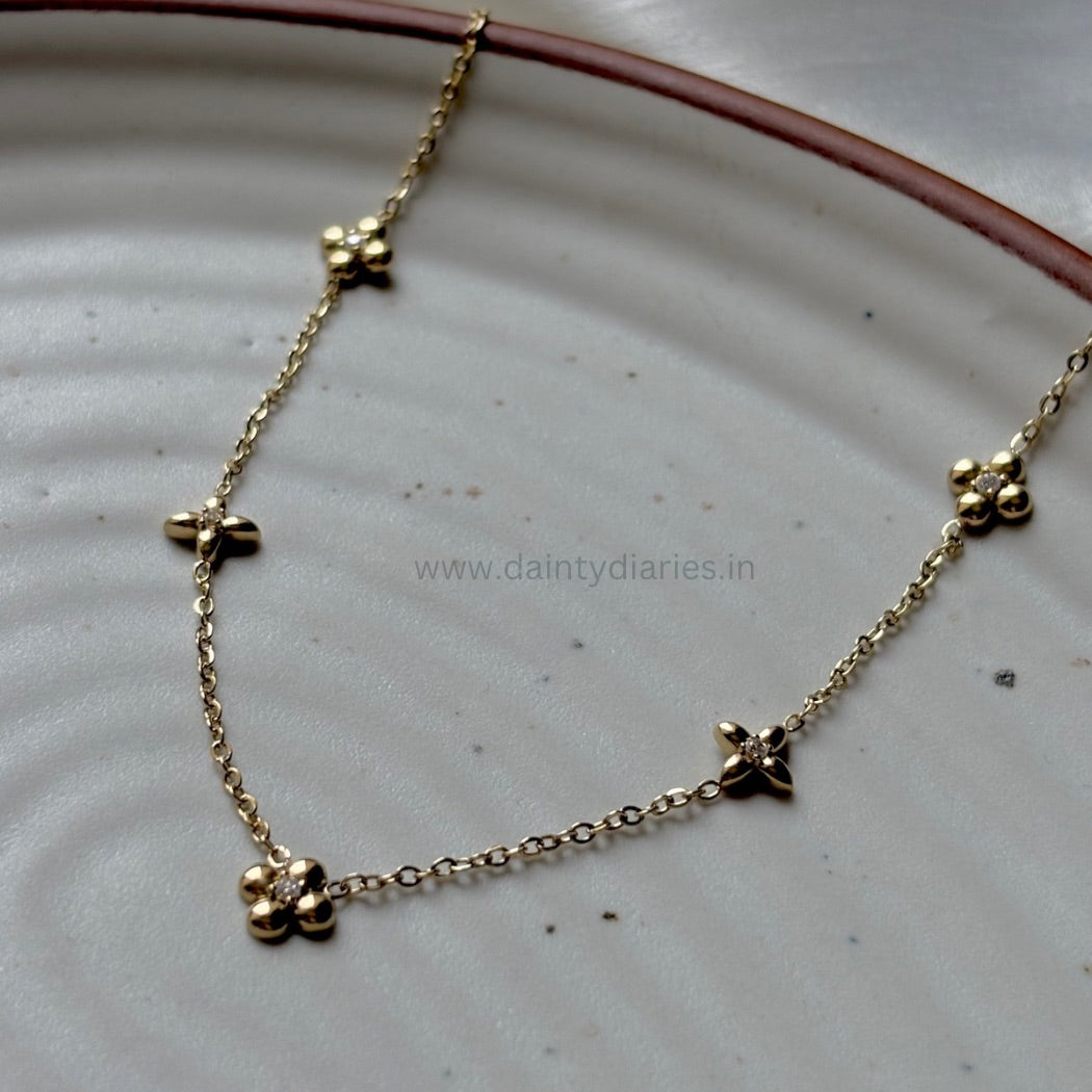 Lyla chain