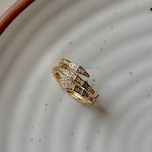 Estelle ring - Adjustable size