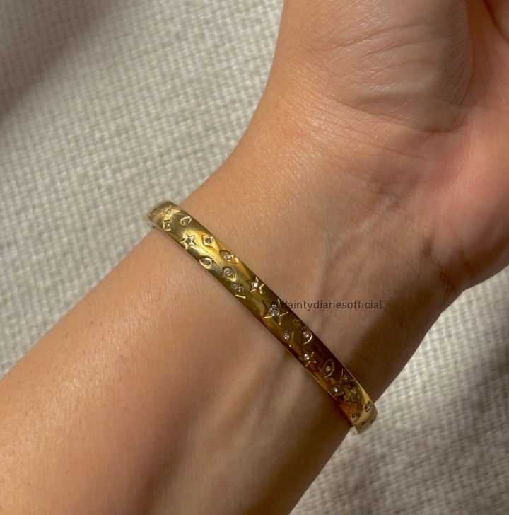 Lisa Bangle Bracelet