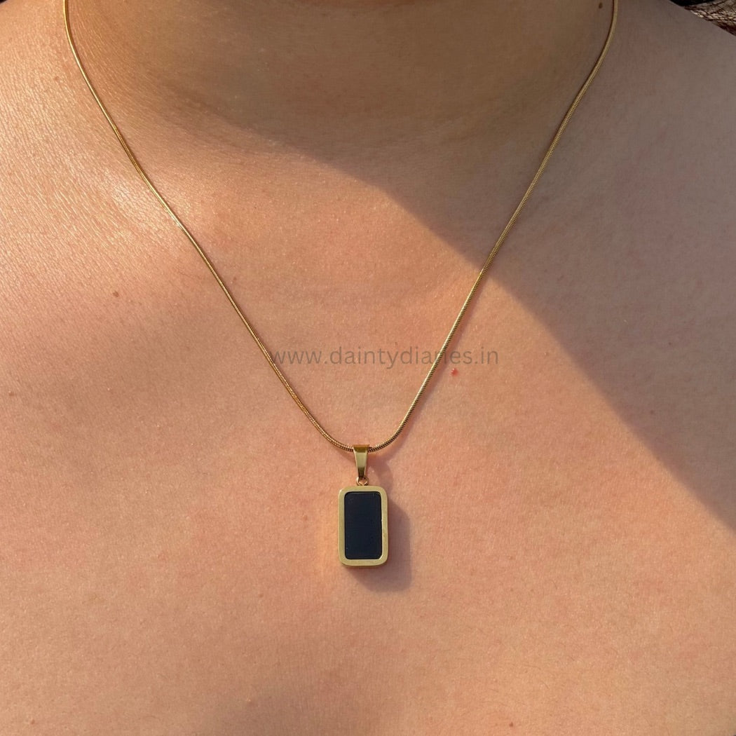 Clair Double Sided Chain