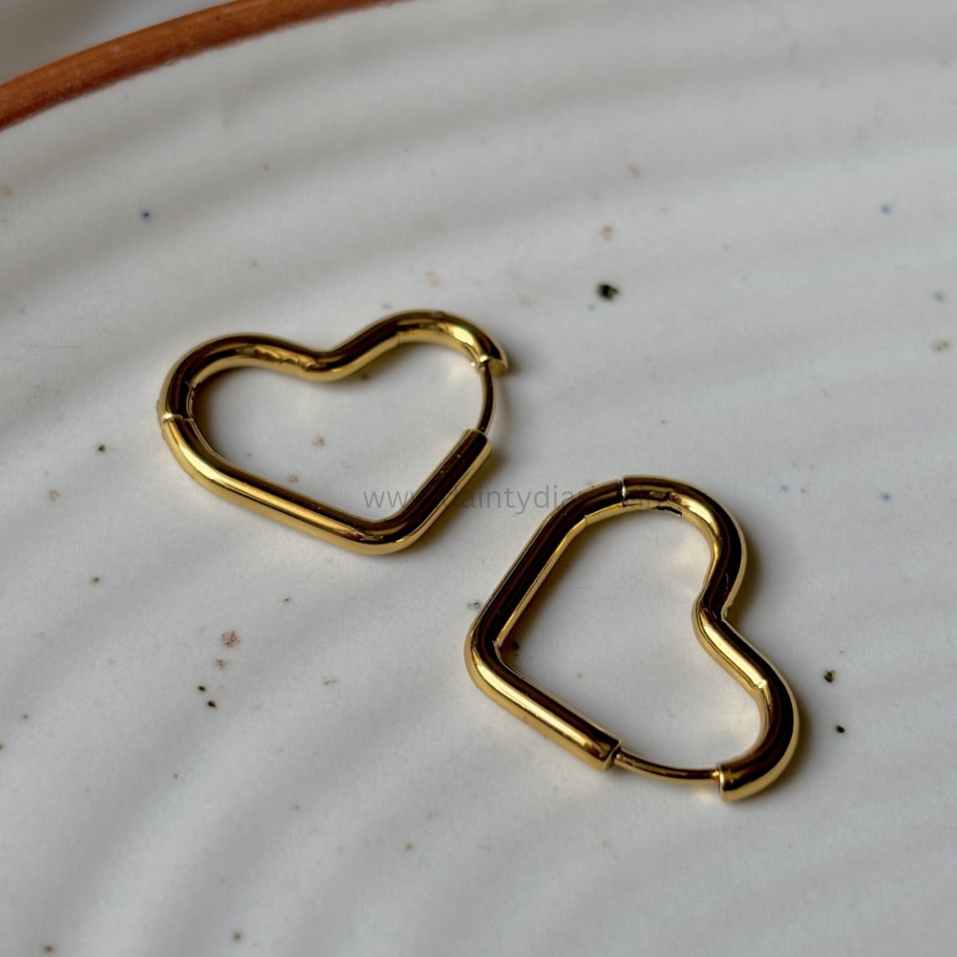 Zoya Hoops